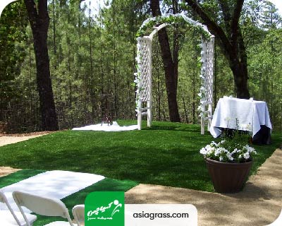 ویژگیهای چمن مصنوعی مناسب در باغ تالار