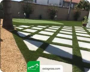 چمن مصنوعی بین سنگ