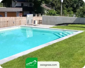چمن مصنوعی استخر